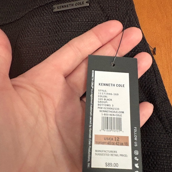 NWT Kenneth Cole Textured Black Pleated Mini Skort- size 12 - Picture 3 of 11